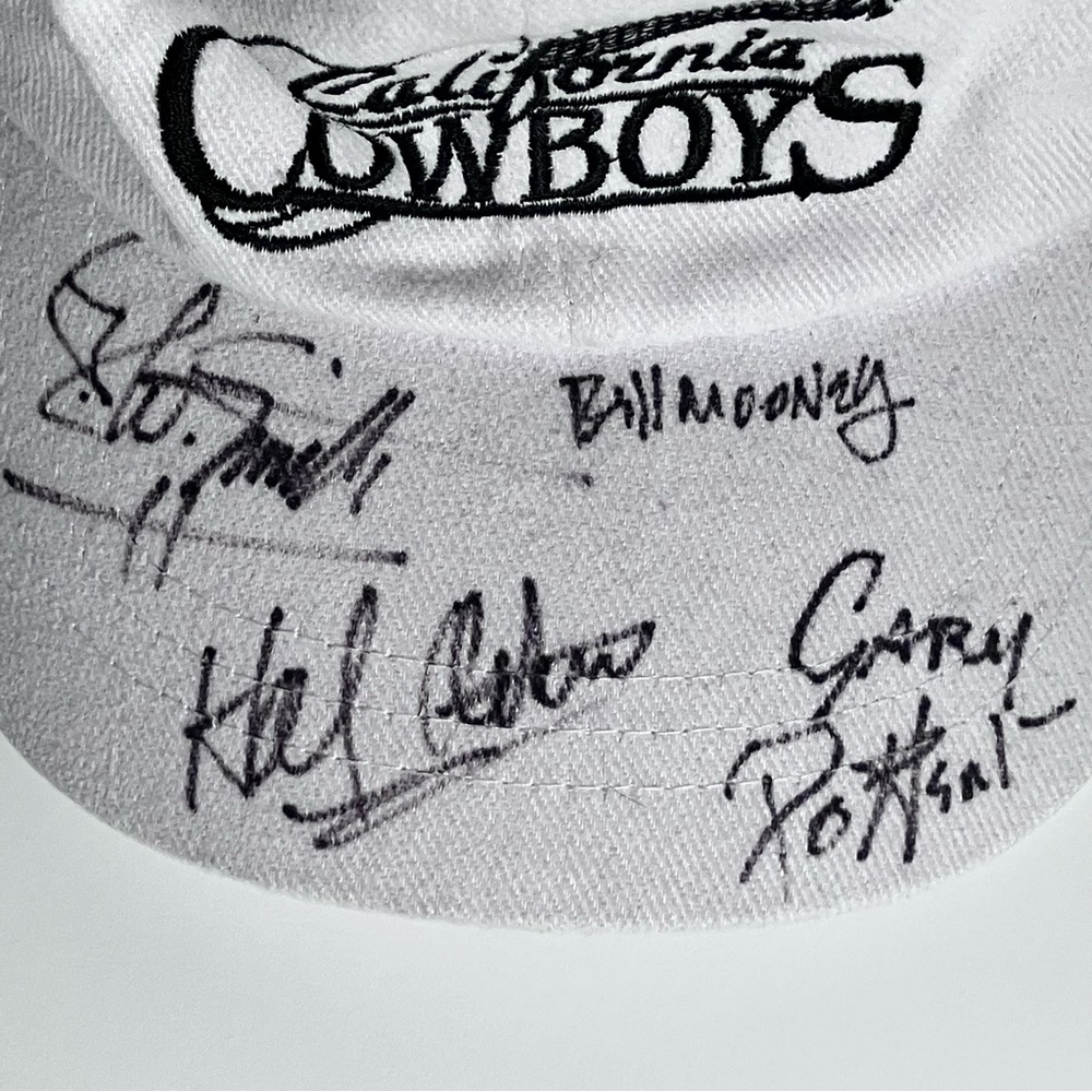 CALIFORNIA COWBOYS Signed Hat / FOUR AUTOGRAPHS From Country Band / R.W. SMITH